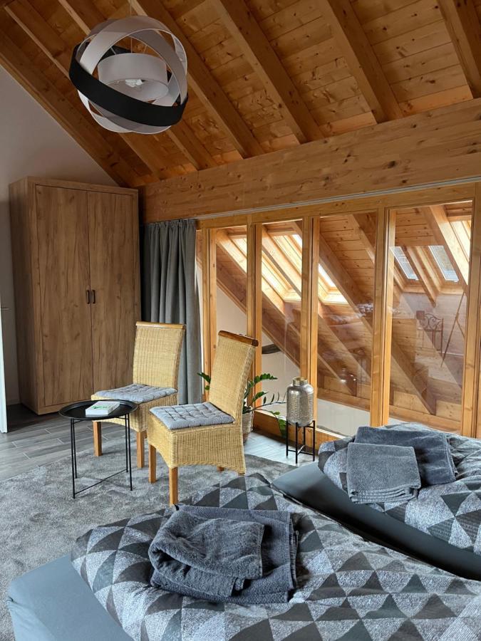 Ferienwohnung Am Wald-Und Wiesenkorb Kell am See ภายนอก รูปภาพ